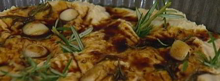 фокачча с чесноком и розмарином. Шаг 9