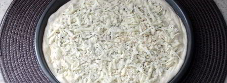 фокачча с сырами разных сортов. Шаг 7