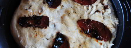 фокачча с вялеными помидорами. Шаг 9