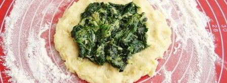 картофельные лепешки со шпинатной начинкой. Шаг 18