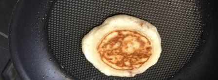 хотток — корейские лепешки со сладкой начинкой. Шаг 11