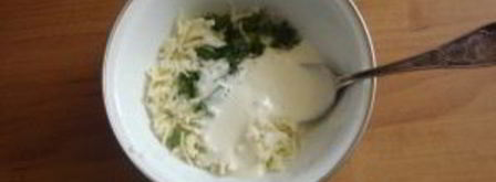 лепешка с отрубями, сыром и зеленью. Шаг 4