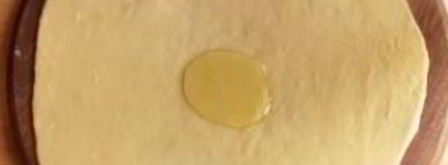 лепешки к шашлыку с зеленью и творогом. Шаг 4