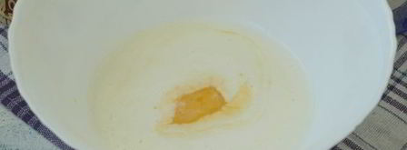 лепешки на кислом молоке на сковороде. Шаг 3