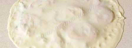 лепешки с брынзой и зеленью. Шаг 10