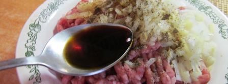 лепешки с фаршем на сковороде. Шаг 7