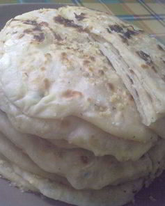 Лепешки с творогом, адыгейским сыром и картофелем