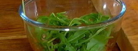 пита с моцареллой, руколой и помидорами. Шаг 4