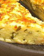 Сырная лепешка на сковороде