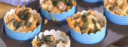 маффины из полбяной муки с яблоком, морковью и тыквенными семечками. Шаг 6