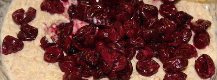 маффины на гречневых хлопьях с вишней. Шаг 3