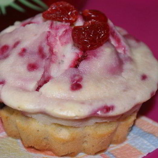 Маффины с малиновым кремом и шоколадом