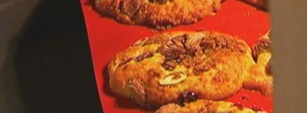 маффины с сухофруктами и фисташками. Шаг 10