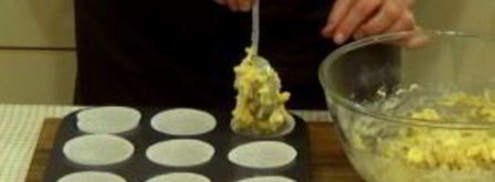 маффины с яблоками и орехами. Шаг 3