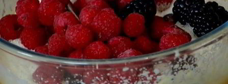 маффины со свежими ягодами. Шаг 7