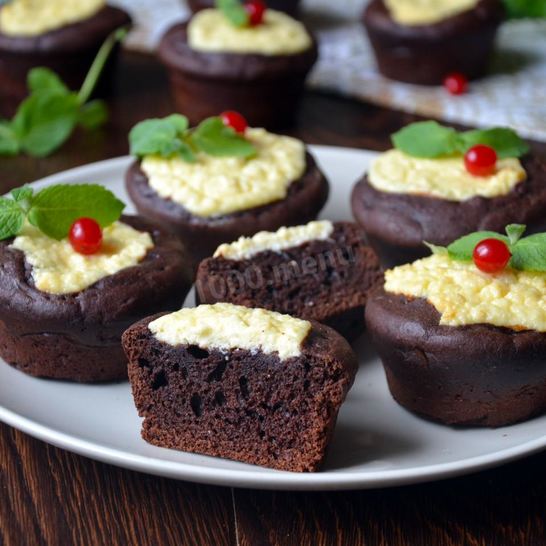 Рецепт шоколадных маффинов с творогом