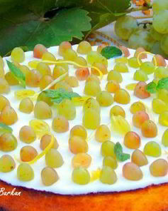 Лимонный манник с виноградом