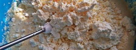 творожный манник со сгущенкой. Шаг 9