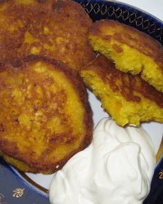 Кукурузные оладушки с тыквой