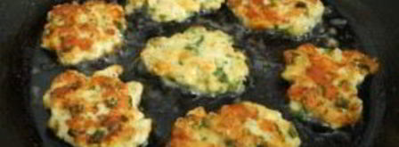 куриные оладьи с сыром и зеленью. Шаг 8