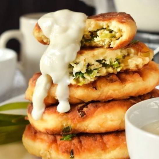 Рецепт оладий из кабачков с начинкой