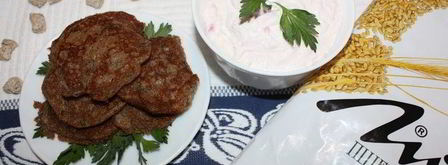 оладьи из отрубей с зеленью и творожной икрой. Шаг 10