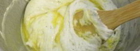 оладьи на молоке и дрожжах пышные. Шаг 3