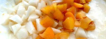 оладьи с фруктами ассорти. Шаг 3