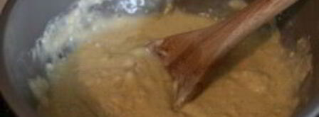 пышные оладушки на молоке. Шаг 4