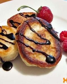 Пышные оладьи на сухих дрожжах