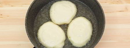 пышные оладьи на теплом кефире. Шаг 9