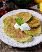 Сладкие оладьи из кабачков