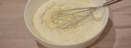 вкусные оладьи на кефире. Шаг 2