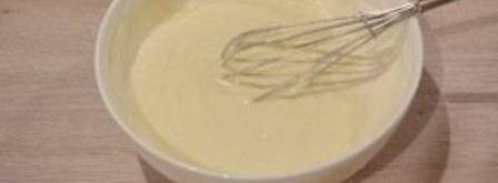 вкусные оладьи на кефире. Шаг 3