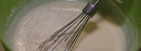 воздушные оладьи на кефире очень пышные. Шаг 6