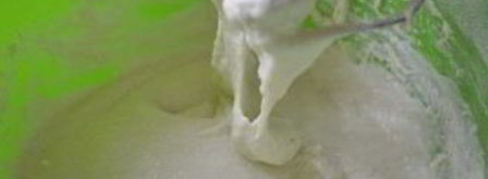 юличкины оладьи на кефире. Шаг 2