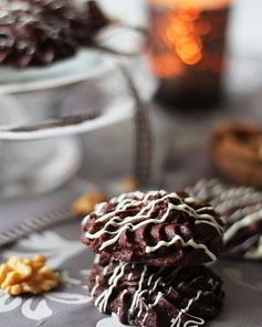 Шоколадное печенье с грецким орехом и корнем имбиря