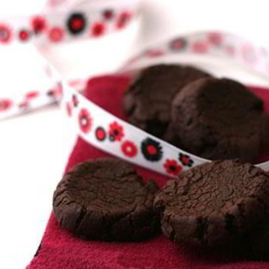 Рецепт шоколадного печенья с корицей и гвоздикой