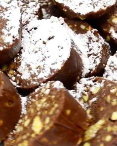 Сладкие колбаски из печенья