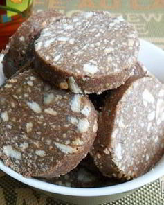 Сливочная колбаска с печеньем и какао