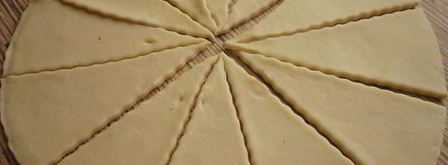 творожные рогалики с орехами. Шаг 4