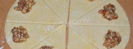 творожные рогалики с ореховой начинкой. Шаг 14