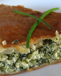 Древнеримский пирог с сыром фета и зленым луком