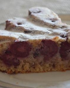 Миндальный пирог с вишней