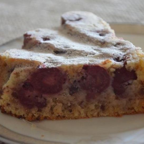 Рецепт миндального пирога с вишней