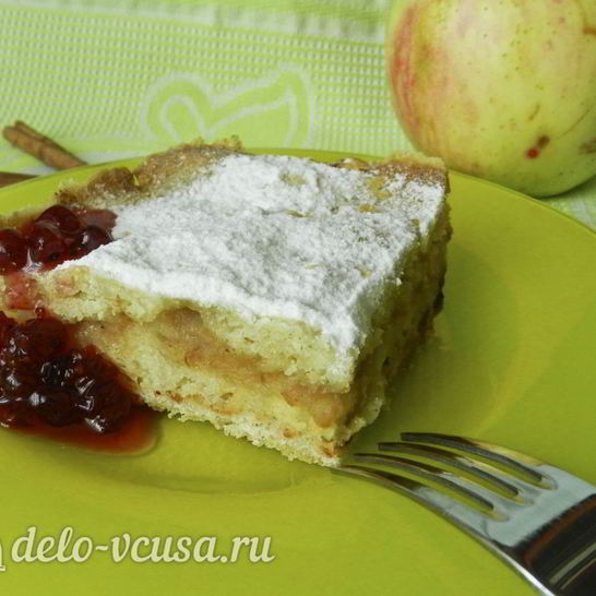 Рецепт насыпного пирога с яблоками и творогом