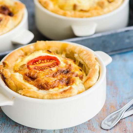 Рецепт порционного киша с курицей