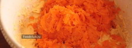 праздничный морковный пирог с ананасами и крем-чизом. Шаг 4