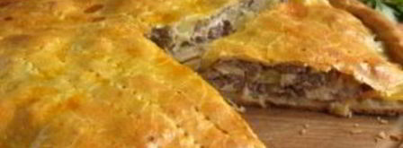 простой мясной пирог с картошкой. Шаг 9