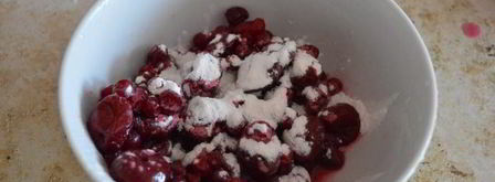 сдобный пирог с вишнями и маком. Шаг 13